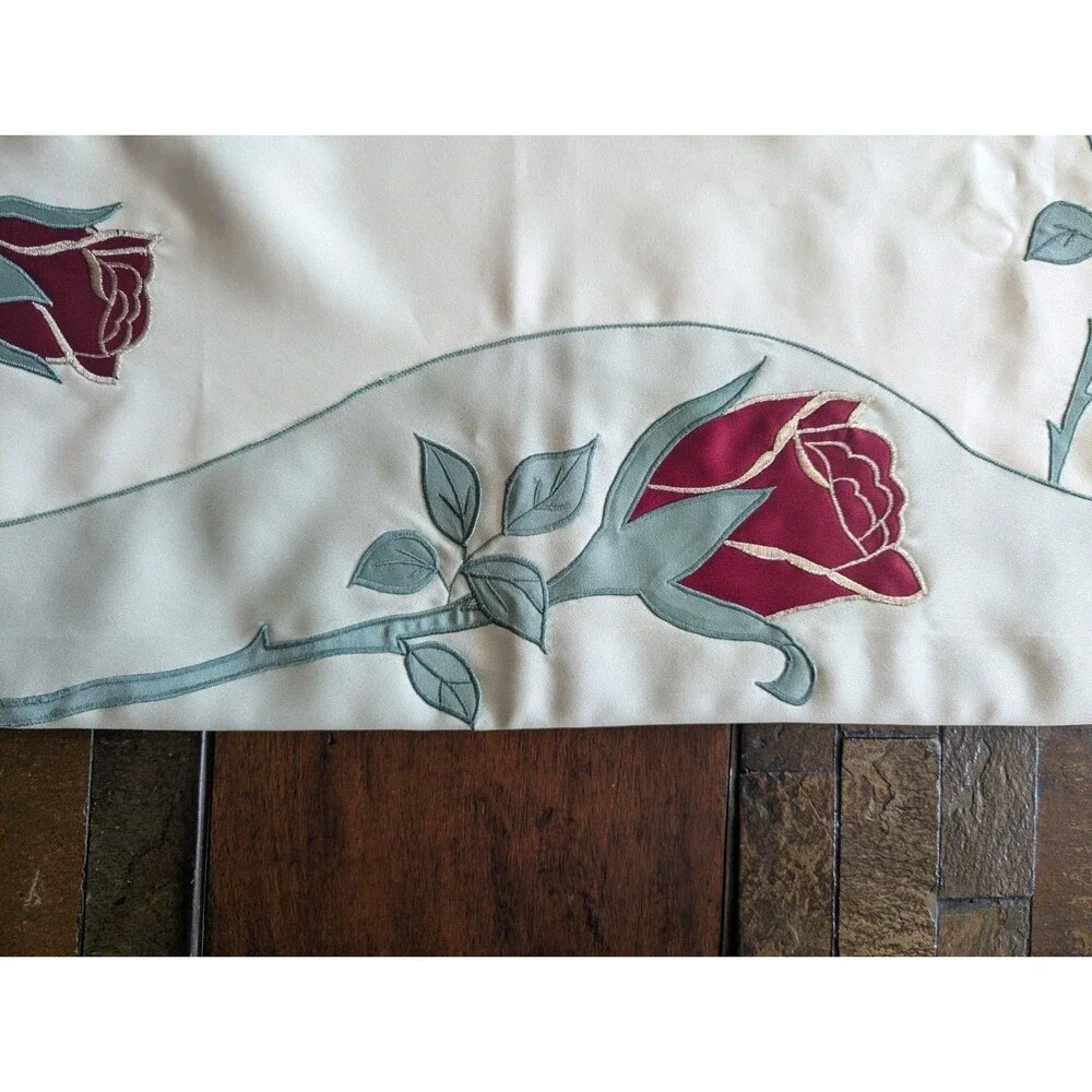 33” Square Table Cloth Linen Rose Еmbroidered Polyester